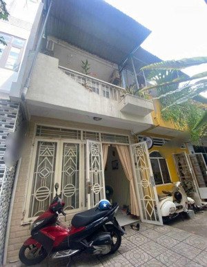 chính chủ bán nhà 2 tầng nguyễn trung trực bình thạnh 36m2_ kế hẻm xe tải gần mặt tiền chỉ 4.x tỉ