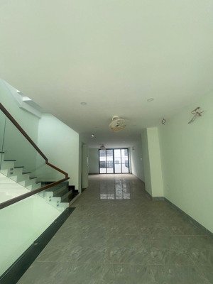 cho thuê shophouse trung nguyên 5x22m - 4 tầng - 430m2. lh 