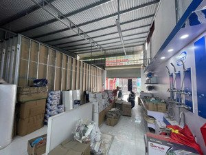 chính chủ cho thuê kho bãi kết hợp văn phòng làm việc, có thể ở lại, diện tích 160m2 chỉ 12tr/tháng