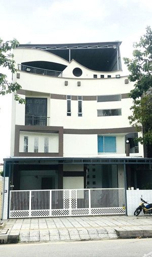 nhà mặt tiền hùng vương tam kỳ cần bán gấp