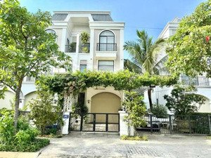 bán nhà phố trung tâm tp. tân an mặt tiền đường lớn sổ hồng riêng góp 36 tháng không lãi