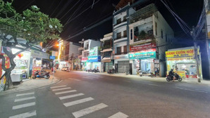 cho thuê nhà 3 tầng mặt tiền trần khánh dư ngay gần cao bá quát trung tâm phố nha trang
