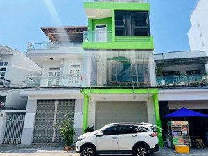 bán nhà 3t hiện đang cho thuê đường bắc sơn, vĩnh hải, nha trang cách biển 250m. 104,4m2 15,5 tỷ