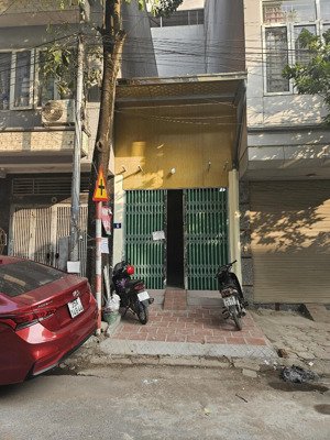 cho thuê nhà mặt phố ngõ 172 phú diễn, view đẹp, giá tốt!