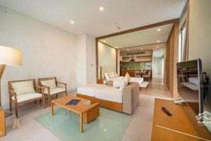 chính chủ bán gấp căn fusion suites 2pn để xuất ngoại, sổ hồng sẵn tặng kèm nội thất cao cấp
