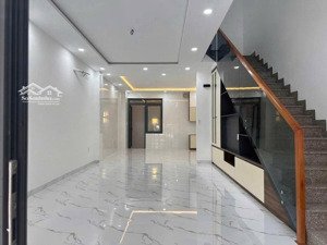 bán nhà mới kđt phước long a mặt tiền đường lớn rộng 13m hướng đông nam mát mẻ