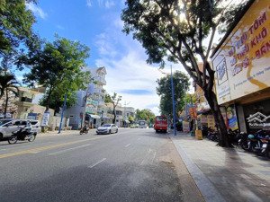 bán nhà mặt tiền hoàng hoa thám vị trí vip trung tâm tp. vũng tàu gần biển bãi sau chỉ 1km giá tốt