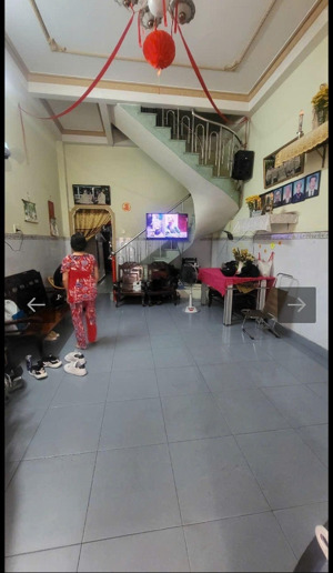 nhà bùi thị xuân gần sân bay giao thông thuận tiện chỉ 87 triệu / 1m2