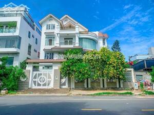 Biệt thự cho thuê Thảo Điền – mặt tiền 18.5m, gần Nguyễn Văn Hưởng – 7 phòng, nhà trống