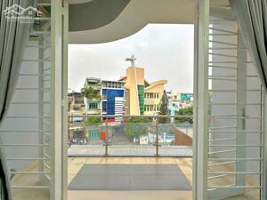 Căn hộ Ban Công có gác full nội thất ở Hoàng Văn Thụ gần Ngã tư Phú Nhuận giáp Q1, Tân Bình, Gò Vấp ở Phú Nhuận