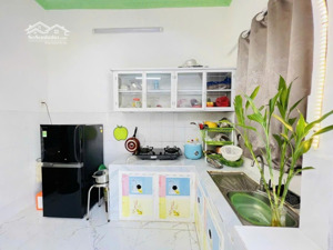 quang trung, phường 8, gò vấp. giá chào: 1.6 tỷ bớt lộc