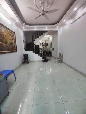 bán nhanh nhà riêng 51m2, 5 tầng, 17,2 tỷ, ô tô đỗ cửa kđt định công