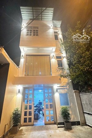 bán nhà riêng 4pn, 3wc, 28,7m2 tại nguyễn thị minh khai, p phước hòa, nha trang, 4,5 tỷ.