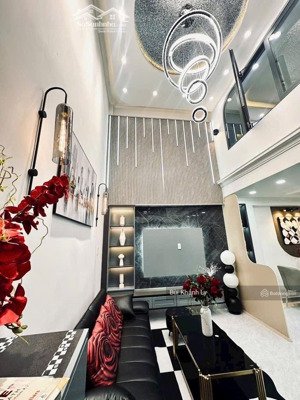 phú nhuận -hẻm xe hơi hoàng hoa thám -nhà đẹp 7m ngang -3 tầng -giáp q1
