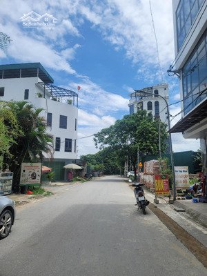 cần bán 70m đất dv thôn yên lũng an khánh giáp vinsmartcity - lô góc - vị trí vip - giá đầu tư
