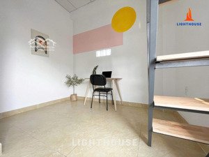 chính chủ cho thuê phòng có gác ngay quang trung - gần chợ hạnh thông tây - công viên pm qt