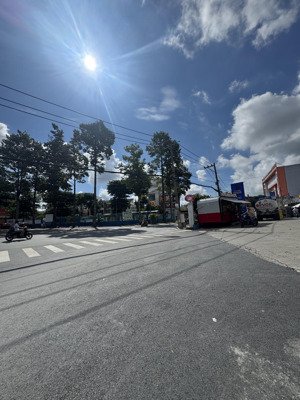 bán nhà mặt tiền đường dân chủ - p. bình thọ, thủ đức