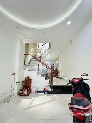 tb07: hẻm xe hơi - cống lở - p.15 - tân bình - 94m2 - 1trệt - 2lầu - 7,3tỷ