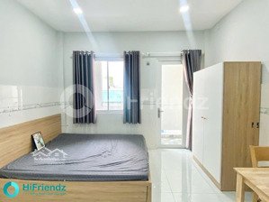 siêu phẩm studio full nội thất ban công lớn - sát cầu chữ y