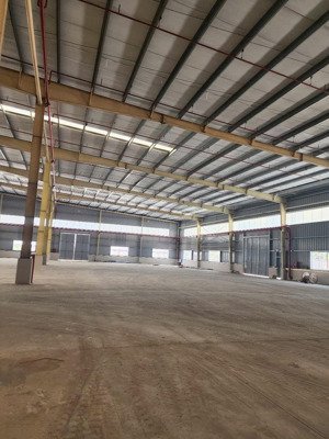 cho thuê kho, nhà xưởng 4700m2 tại đường 13c, xã long nguyên, bàu bàng, bình dương, 260 triệu