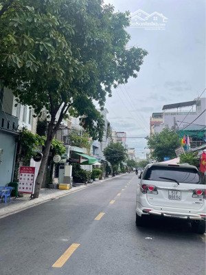 nhà mặt tiền đường số - 2 tầng - dt: 46.7m2 - tân quy - quận 7 - giá 8.3 tỷ