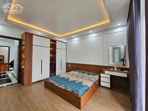 Mrs Tâm Bán căn góc 4 tầng 50m2 TĐC Xi Măng, Sở Dầu, Hồng Bàng, Hải Phòng. 4,75 tỷ