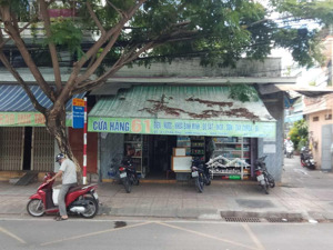 chính chủ bán nhà hai mặt tiền đường trần phú - vĩnh nguyên-nha trang, giá 175tr/m2, lh 
