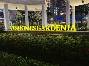 bán shop chân đế toà a3 vinhomes gardenia / sẵn hđ thuê 50tr