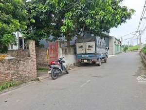 điểm 10 ko có nhưng bát khối- mảnh đất vuồng như bánh chưng- mt khủng - ô tô đỗ cửa- giá 5,55 tỷ