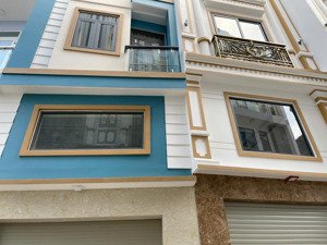 bán căn nhà phố hiện đại tọa lạc trong khu phố văn minh. khu nguyễn thượng hiền - nguyễn văn đậu