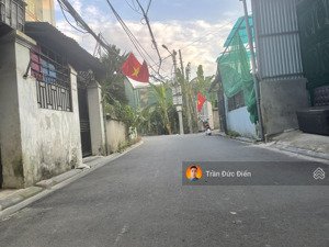 cần bán 65m đất vườn, có nhà cấp 4 cho thuê, có thể lên thổ cư tại cự khối, 3,4 tỷ đường ô tô tránh