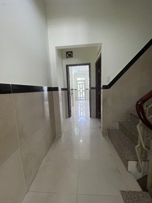 chỉ có 6tỷ990 triệu có ngay căn nhà 4 tầng, thuộc kdc bình hưng, kế ngay bến xe q8