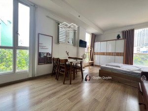 charmington bán officetel 35m2 căn góc 1 tỷ8 bao hết full đồ có sẵn hđ thuê ổn định view siêu chill