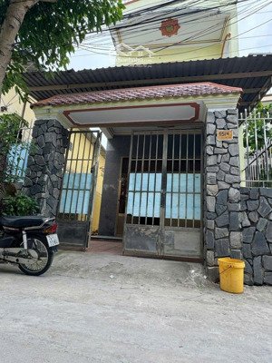 bán nhà đường ô tô gần biển nha trang, khánh hòa