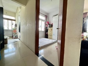 bán chung cư 312 lạc long quân quận 11 - sổ hồng rồi giá 2,86 tỷ