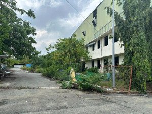 kho giáp sông cho tàu cập mặt tiền đào trí quận 7 đường xe cont 24/24, thương lượng thầu dài hạn