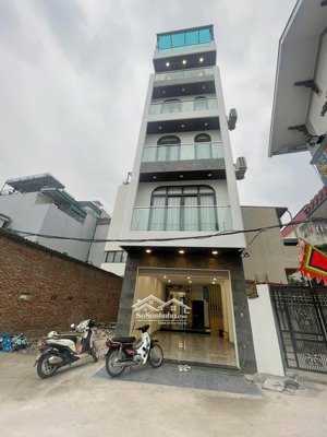 bán nhà phố ngọc trì dt 50m x 6 tầng thang máy ô tô vào nhà