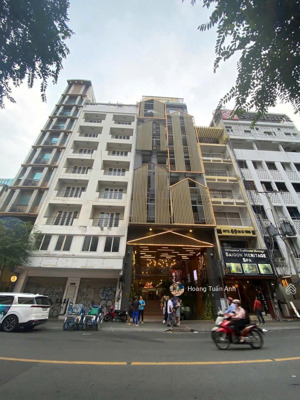 120 tỷ hạ về 95 tỷ! bán toà nhà mt nguyễn thái bình, q1 (8 x 24m) hầm 7 tầng, hđt 420tr/tháng, ngộp