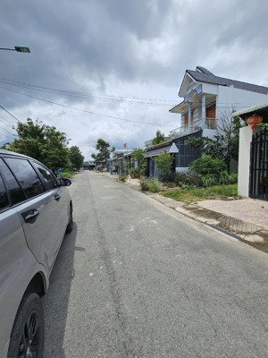 giáp thủ dầu một bình dương, đất khu tân định gần quốc lộ 13, khu du lịch đại nam, cần bán gấp