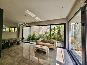 mặt bằng văn phòng siêu đẹp - logia cây xanh thoáng mát