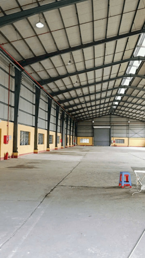 https://khoxuongmiennam.net/ Cho thuê Kho Xưởng 4.000m2 KCN Đức Hòa. Có giấy phép kho hoá chất.