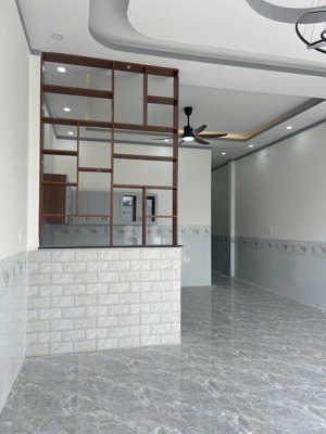 nhà đẹp 5x19m, đường nhựa chỉ 400tr sát quốc lộ 13