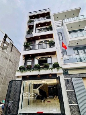 chính chủ cần bán nhà trần quang diệu, p14, phú nhuận gần thcs đoàn thị điểm, giá 3,99tỷ, dt 82,8m2