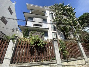 biệt thự góc 4 tầng (9x17m), 150m ra đường nguyễn thị định giá 14,8 tỷ tl