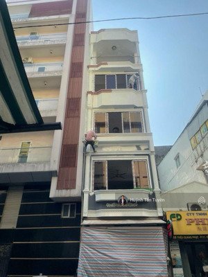 chính chủ cho thuê triệu quang phục, 15 triệu, 3,7x15m, 55m2, 4 lầu st, đa tiện ích đầy đủ dịch vụ