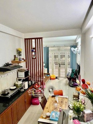 gần cv làng hoa gò vấp, lexus đỗ trước cổng, 40m2, chỉ 4,1 tỷ