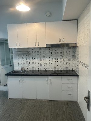 tôi chính chủ bán căn chung cư lê thành tân tạo có nội thất lh tố quyên