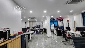 bán biệt thự lô góc khu đô thị mới hạ đình full nội thất cao cấp ở ngay