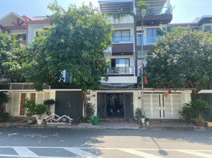 bán nhà 3 tầng kđt hà quang 2, nha trang. tự kinh doanh cho thuê hơn 4 tr/ phòng. giá bán 6,9 tỷ