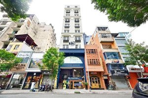 bán nhà mặt tiền phạm ngũ lão, quận 1 gần new world. dt: 8x20m xd: 1 h + 10 tầng. giá bán: 95 tỷ